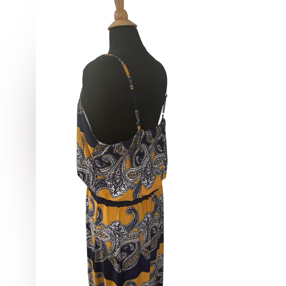 Magic Plus Size Black and Gold Paisley Maxi Sundress- size 3X - Picture 6 of 7